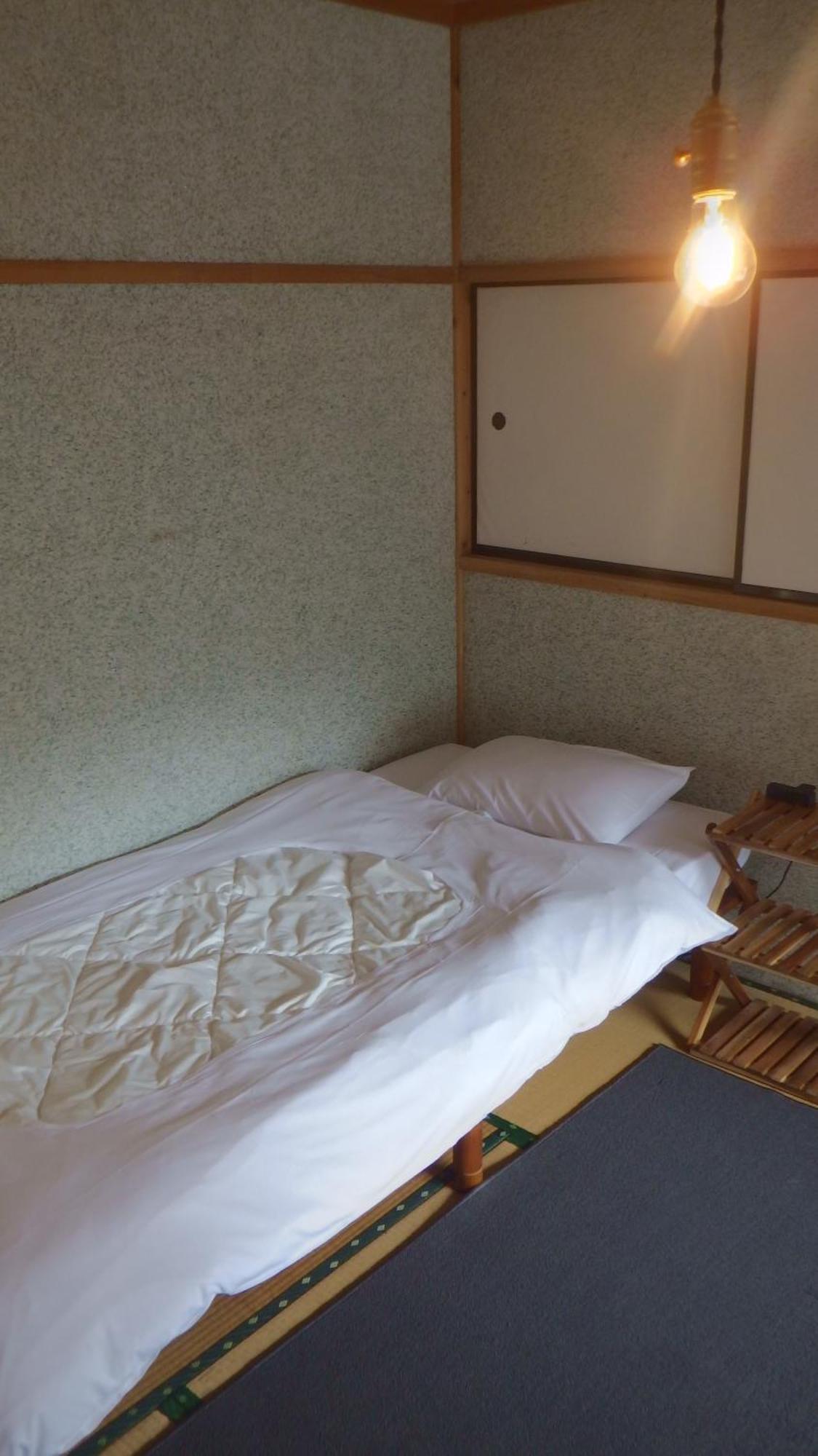 Cosmos Guesthouse Миёси Экстерьер фото